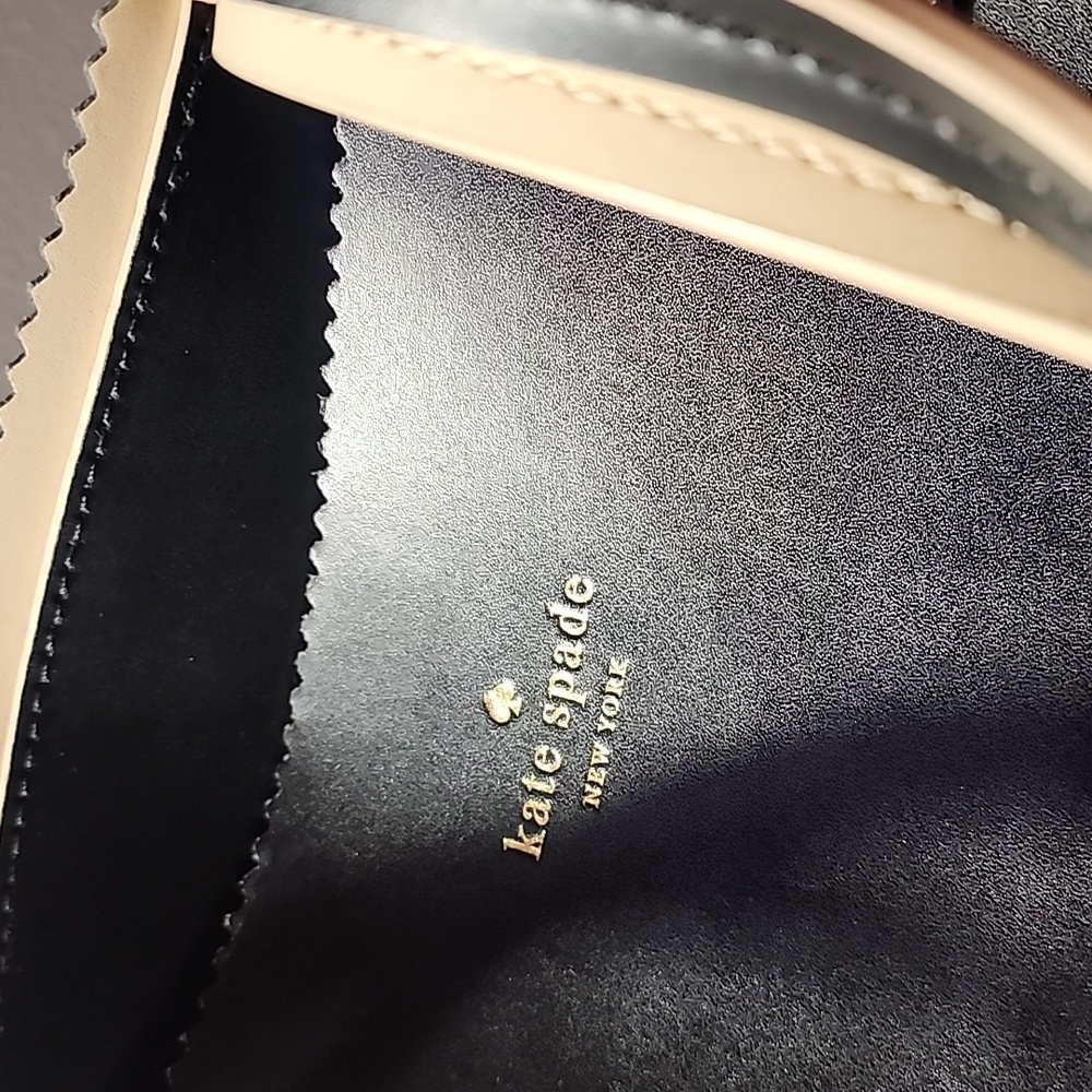 Kate Spade Large Black and Cream Leather Tote - Picture 13 of 14